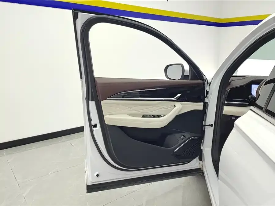 Geely Monjaro Xingyue L 2021 2.0TD High-power Automatic 4WD Flagship Model 2022 — миниатюра 4