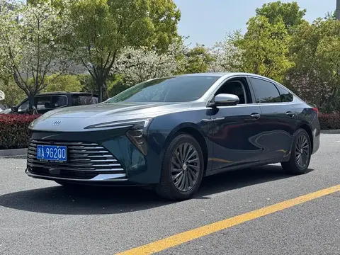Buick LaCrosse 2025 купить в Москве