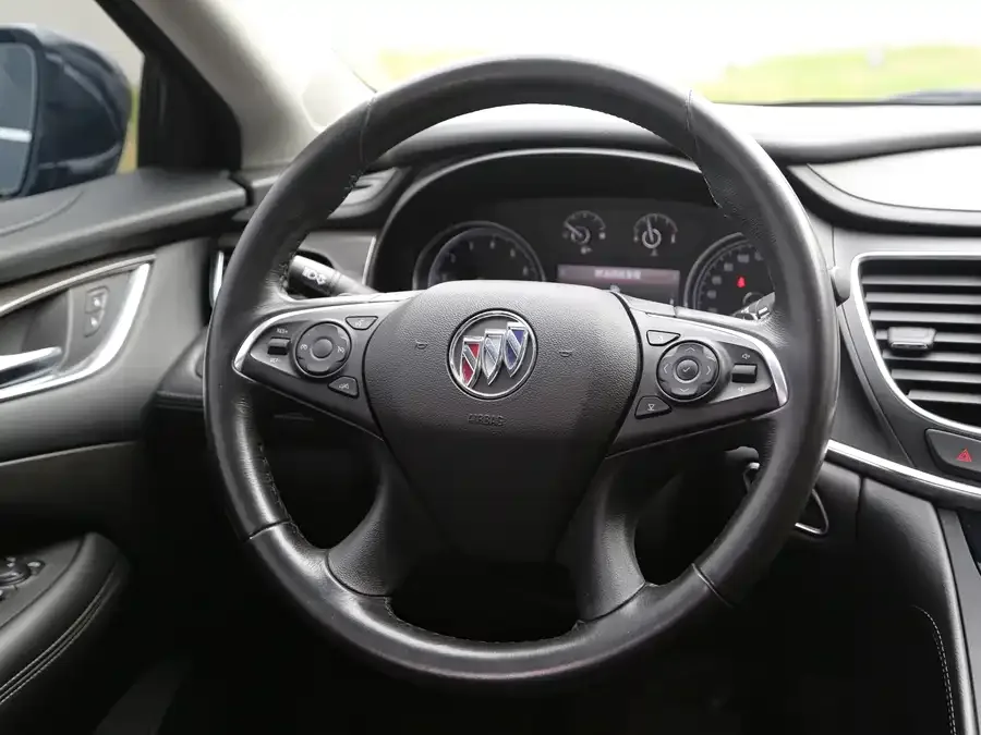 Buick LaCrosse LaCrosse 2022 552T Luxury 2022 — миниатюра 2