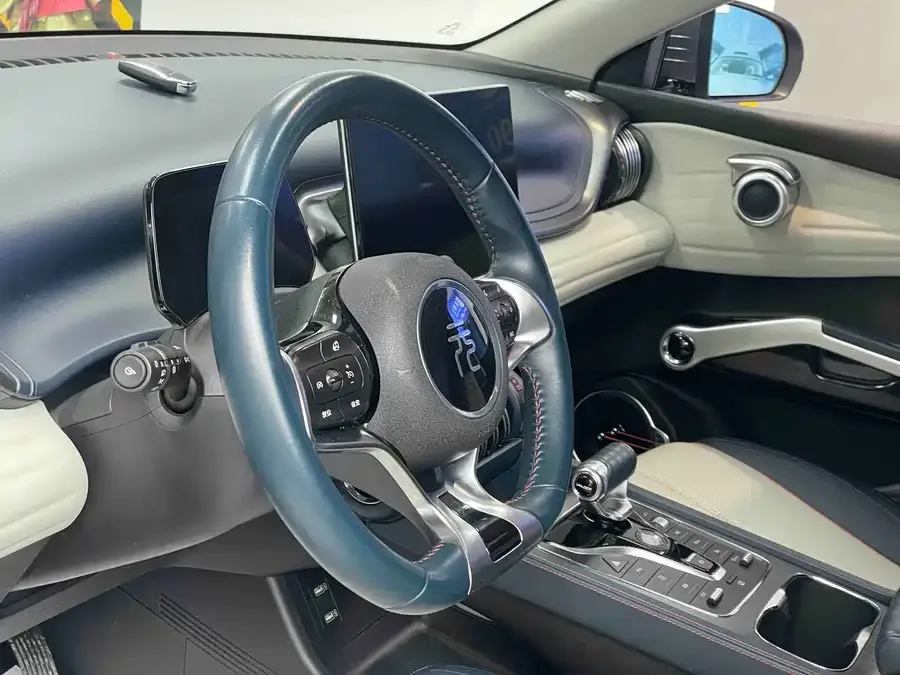 BYD Yuan PLUS Yuan PLUS 2022 430KM Luxury Edition 2022 — миниатюра 2