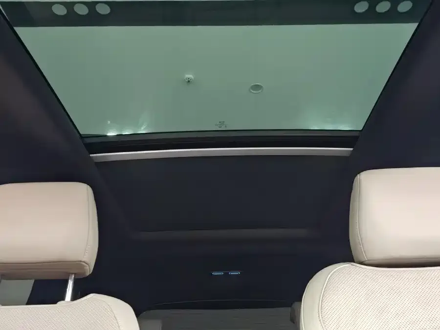 BYD Tang New Energy Tang New Energy 2024 DM-i Honor Edition 112KM Premium Edition 2024 — миниатюра 4