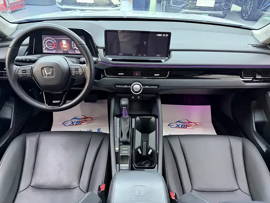 Honda Inspire Insignia 2024 260TURBO Elite Edition 2024 — миниатюра 2