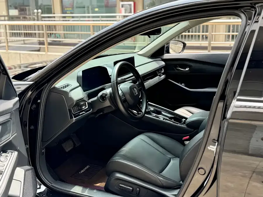 Honda Inspire 2023 Insignia 260TURBO Elegant Edition 2024 — миниатюра 4