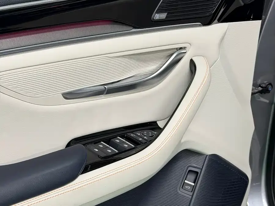 BYD Song PLUS New Energy Song PLUS New Energy 2021 DM-i 110KM Flagship PLUS 2022 — миниатюра 3