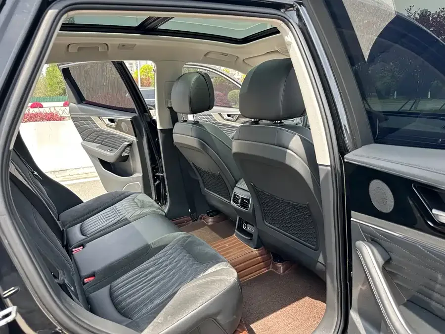 Hongqi HS5 Hongqi HS5 2022 2.0T Zhilian Flagship 4WD Edition 2022 — миниатюра 3