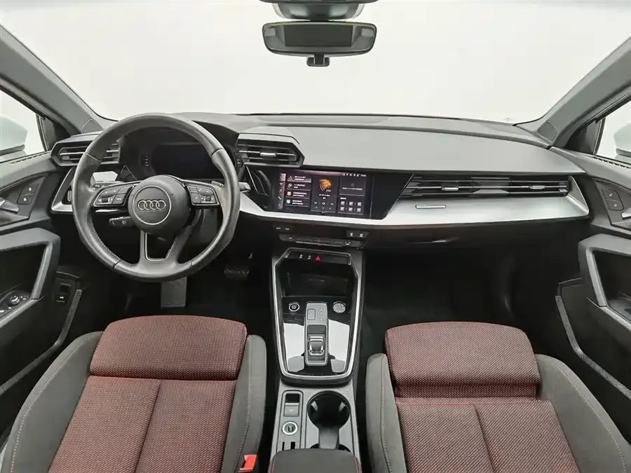 Audi A3 2021 A3L Limousine 35 TFSI aggressive and sporty 2022 — миниатюра 2