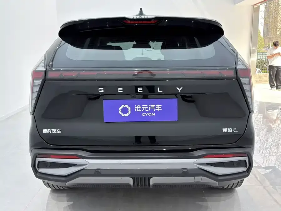 Geely Atlas L Boyue L 2023 1.5TD DCT Premium Edition 2023 — миниатюра 2