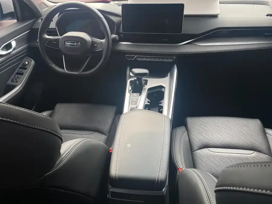 Geely Xingrui Xingrui 2023 2.0TD Space-Time Edition 2023 — миниатюра 2