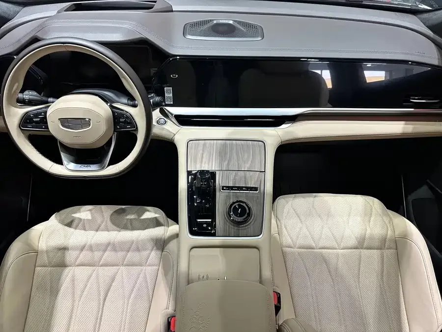 Geely Monjaro Xingyue L 2025 Dongfangyao 2.0TD Automatic 4WD Moon-Watching Edition 2024 — миниатюра 5