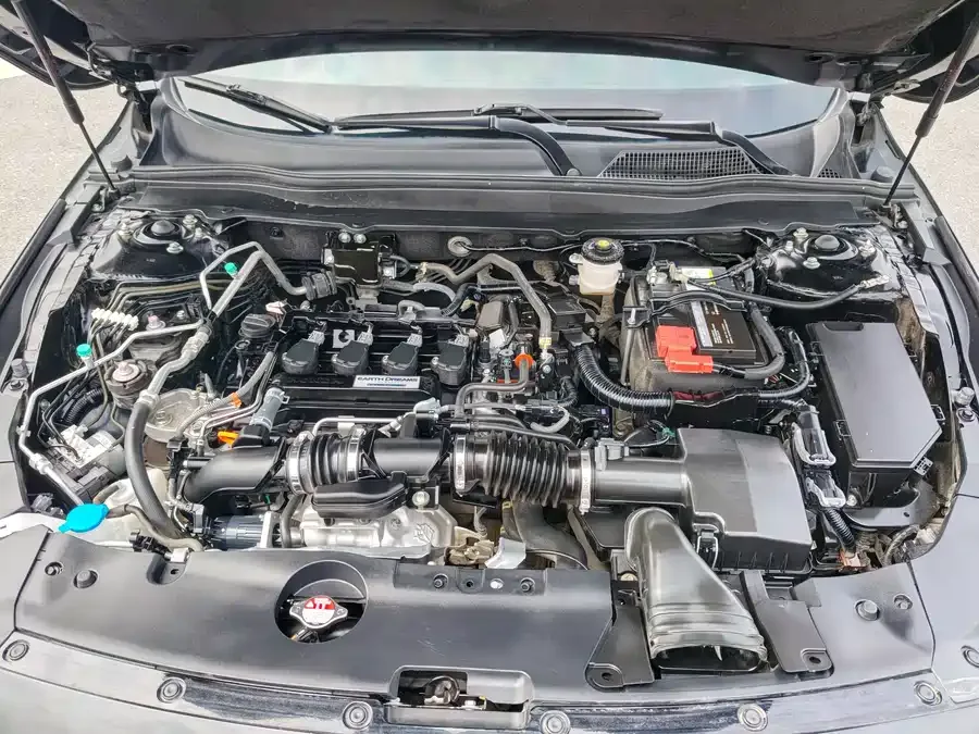 Honda Accord Accord 2022 260TURBO Deluxe Edition 2023 — миниатюра 5