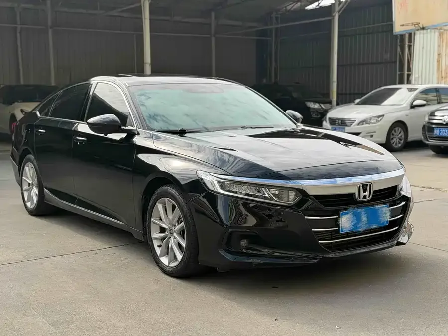 Honda Accord Accord 2022 260TURBO Deluxe Edition 2023 — миниатюра 3