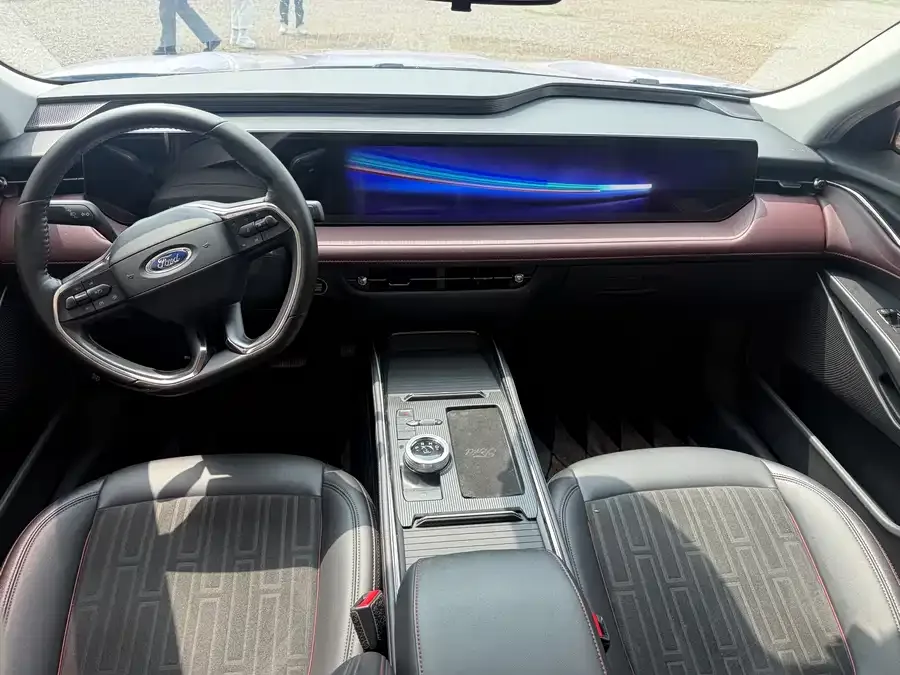 Ford Mondeo Mondeo 2022 facelift EcoBoost 245 luxury model 2022 — миниатюра 2