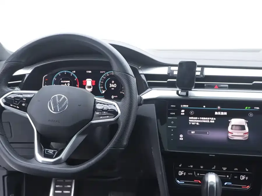 Volkswagen FAW- CC FAW-Volkswagen CC 2021 330TSI Dazzling Edition 2022 — миниатюра 4