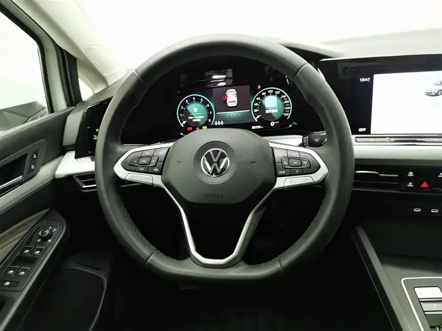 Volkswagen golf Golf 2023 280TSI DSG Pro 2022 — миниатюра 5