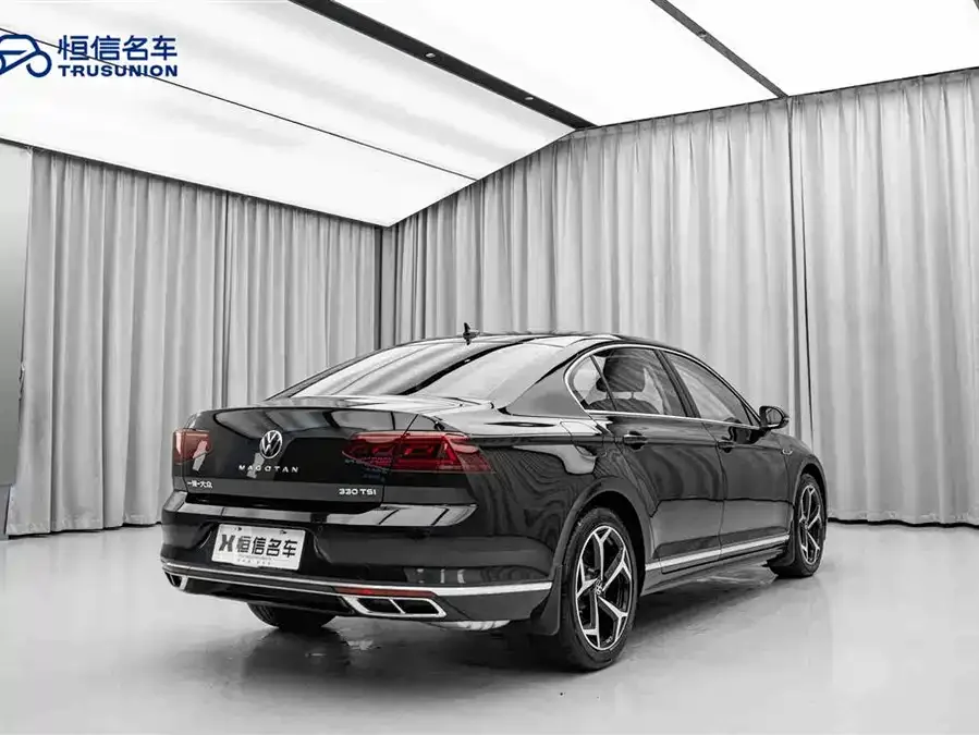 Volkswagen Magotan Magotan 2023 2 million commemorative edition 330TSI DSG luxury model 2023 — миниатюра 2