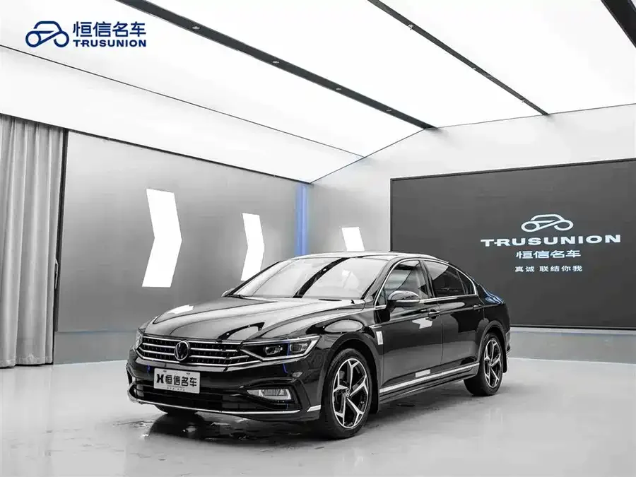 Volkswagen Magotan Magotan 2023 2 million commemorative edition 330TSI DSG luxury model 2023 — миниатюра 3