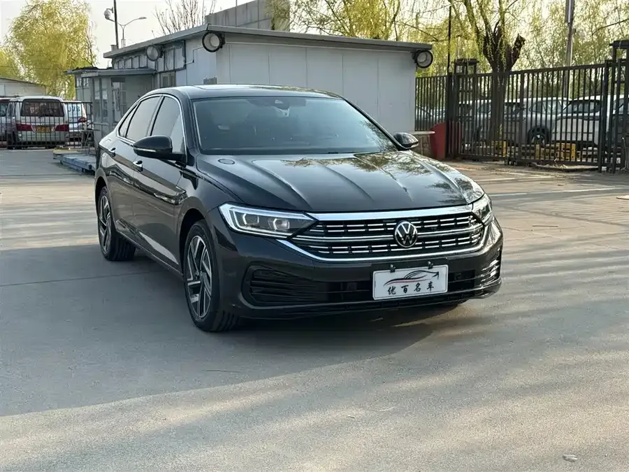 Volkswagen Sagitar 2025 Sagitar 300TSI DSG Beyond Edition 2025 — миниатюра 3