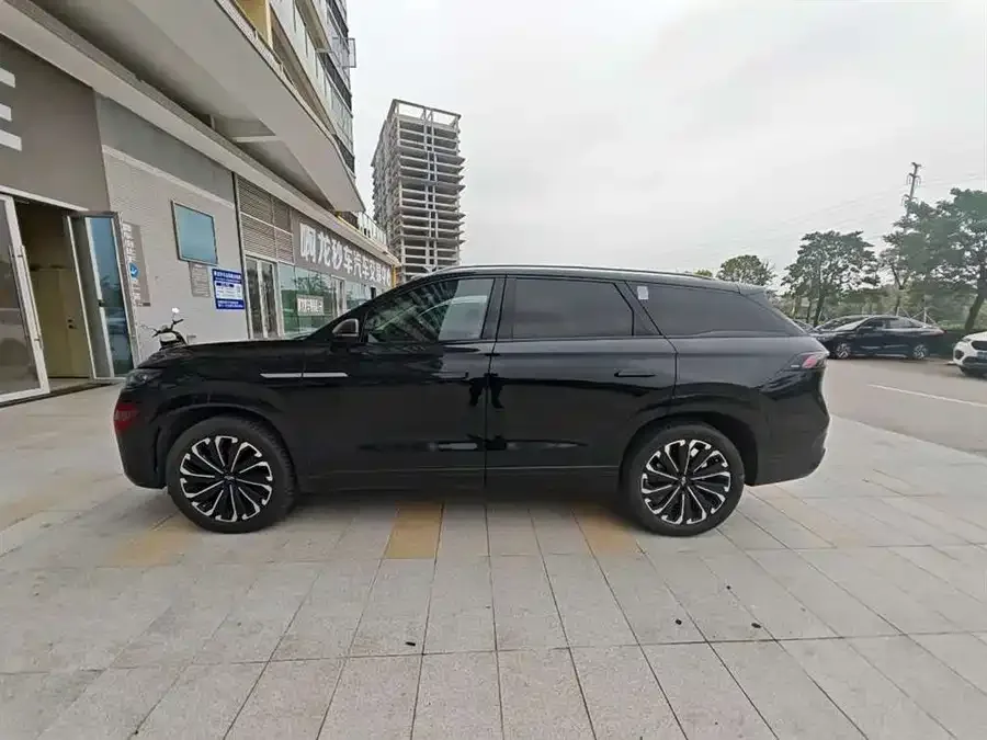 Chery Tiggo 9 Tiggo 9 2023 2.0T Dual Clutch 2WD Luxury Edition 5 Seaters 2024 — миниатюра 3