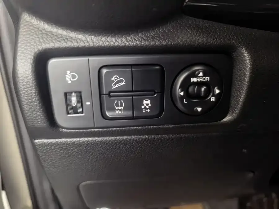 Kia KX1 Yipao 2021 1.4L automatic fun version 2024 — миниатюра 2