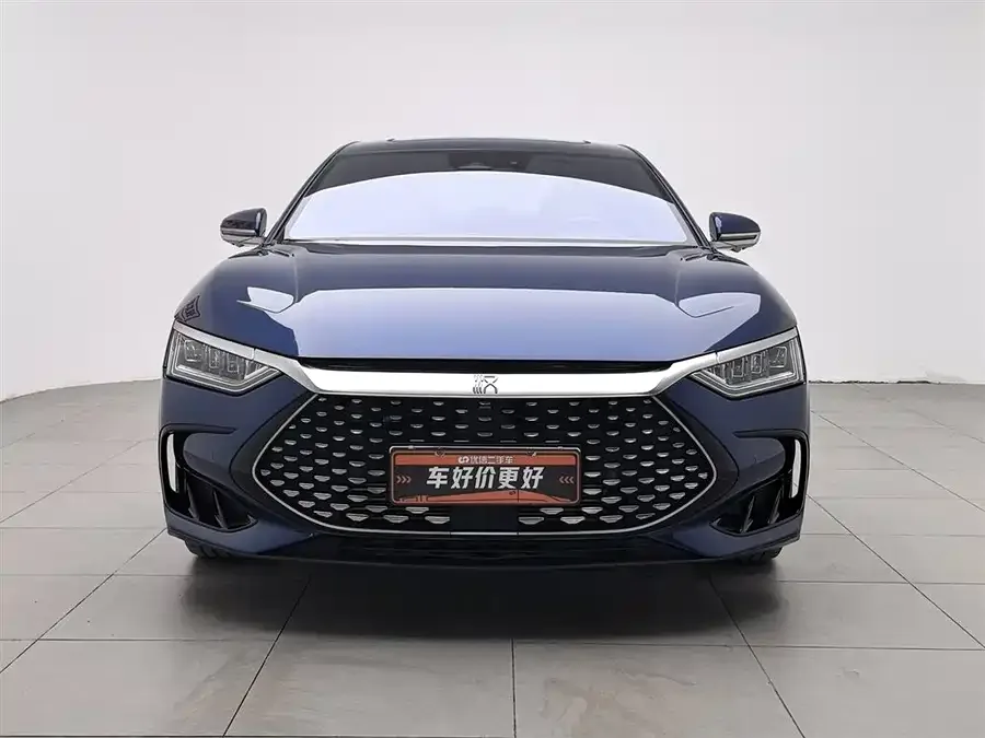 BYD Second-hand Han 2022 DM-i 242KM Flagship 2024 — миниатюра 3