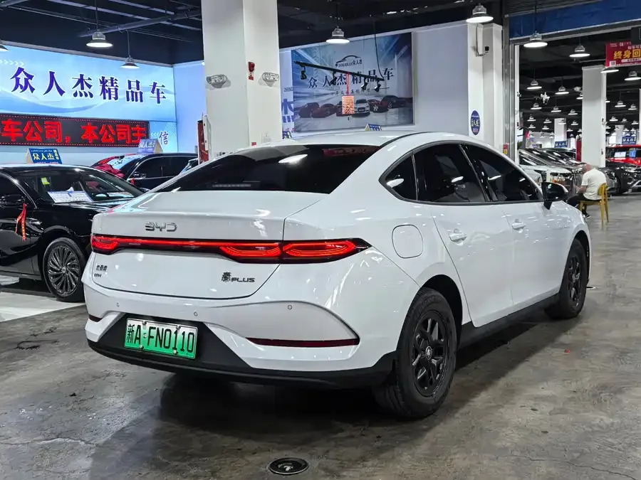 BYD Qin PLUS Qin PLUS 2025 DM-i Intelligent Driving Edition 55KM Leading Edition 2025 — миниатюра 2