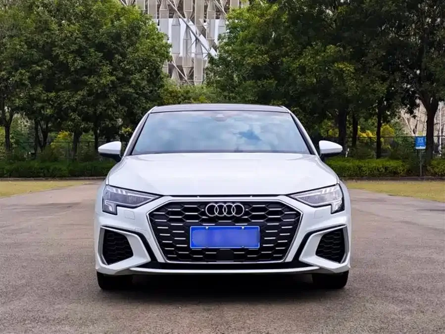 Audi A3 2021 A3L Limousine 35 TFSI Fashion Sports 2022 — миниатюра 3