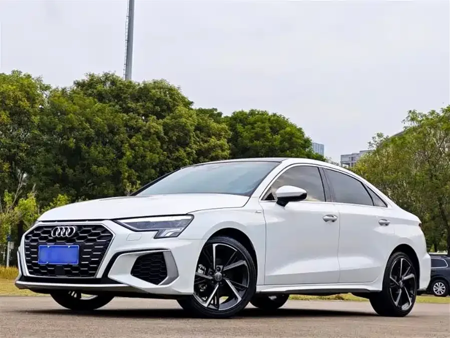 Audi A3 2021 A3L Limousine 35 TFSI Fashion Sports 2022 — фото 1, купить с доставкой в Москву