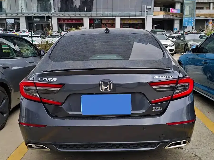 Honda Accord 2022 Accord 260TURBO Fantasy Night Premium Edition 2022 — миниатюра 2