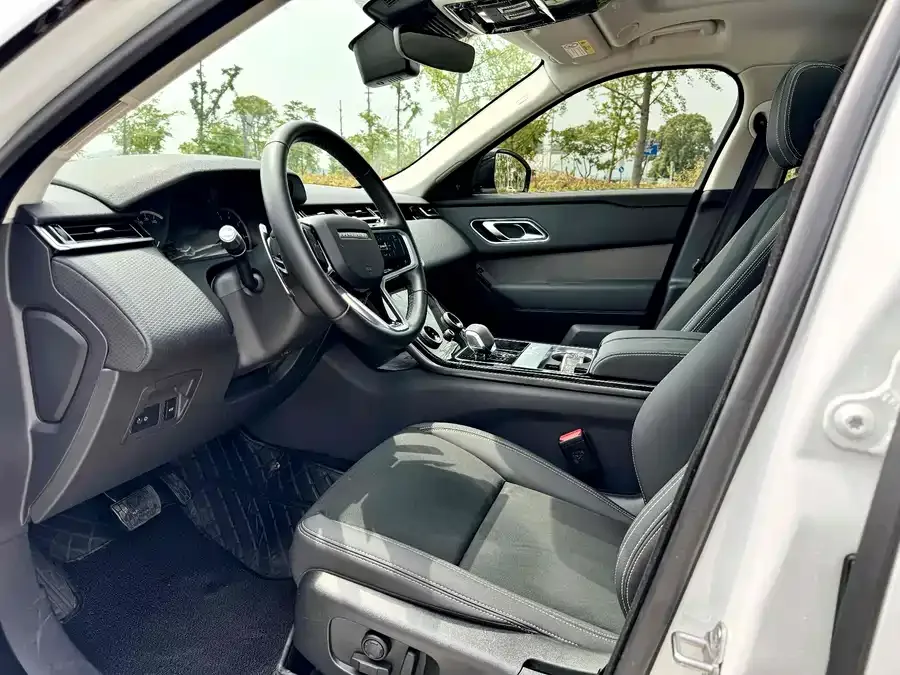 Land Rover Range Rover Velar Range Rover Velar 2022 250PS 2023 — миниатюра 2