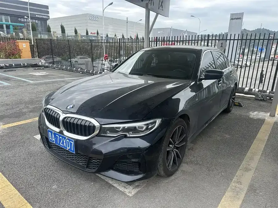 BMW 3 series BMW 3 Series 2022 320Li M Sport Package 2022 — фото 1, купить с доставкой в Москву