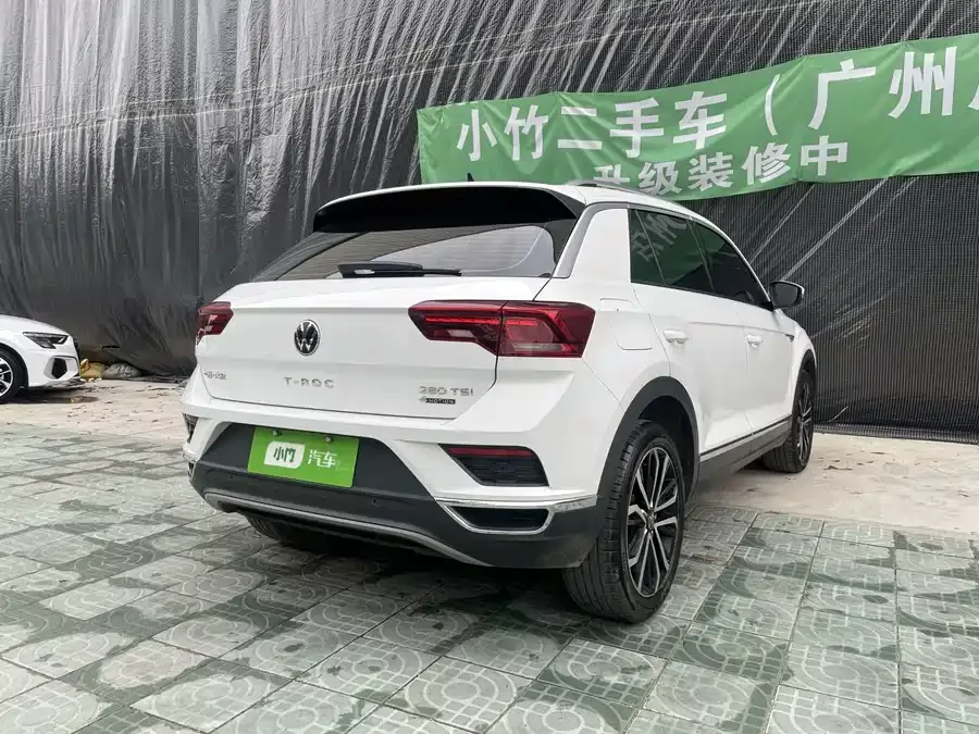 Volkswagen T-ROC T-ROC 2021 facelift 280TSI DSG four-wheel drive luxury intelligent version 2022 — миниатюра 2