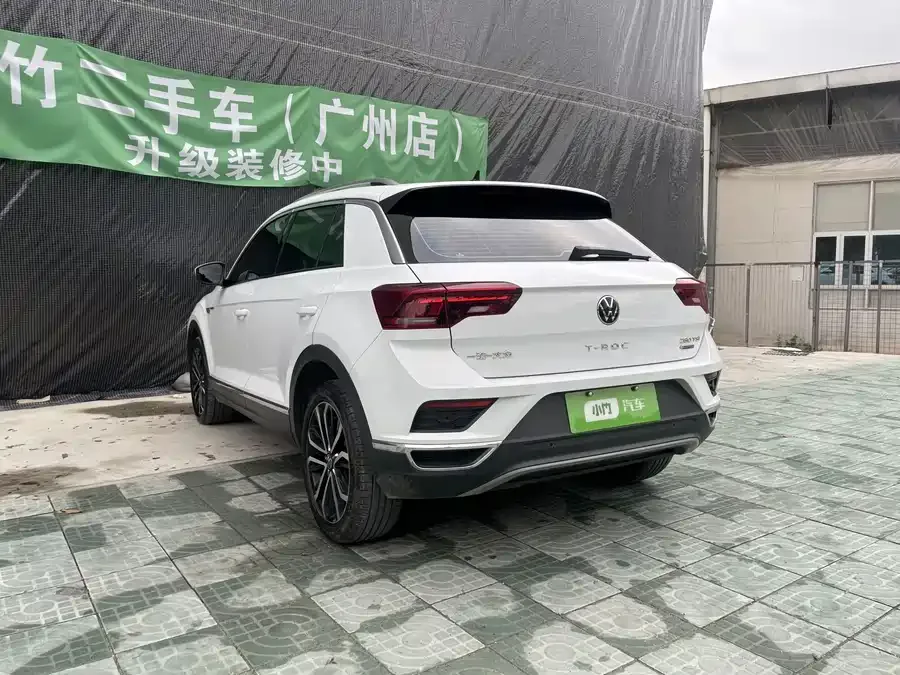 Volkswagen T-ROC T-ROC 2021 facelift 280TSI DSG four-wheel drive luxury intelligent version 2022 — миниатюра 3