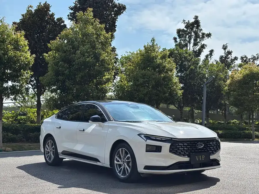 Ford Mondeo Mondeo 2022 facelift EcoBoost 245 luxury model 2023 — миниатюра 3