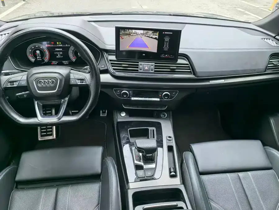 Audi Q5L 2024 40 TFSI Luxury Dynamic Edition 2024 — миниатюра 2