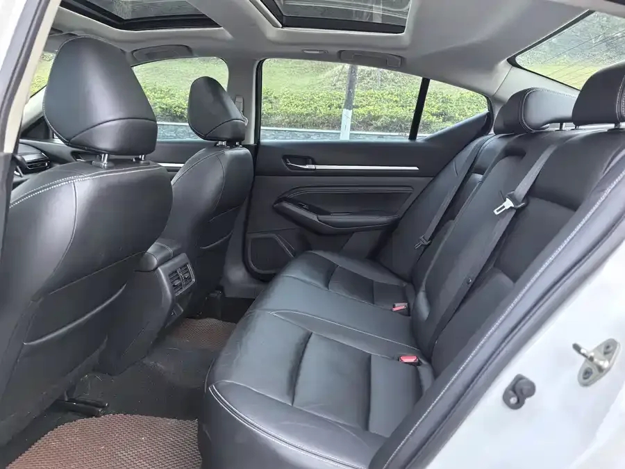 Nissan Altima 2022 Teana 2.0L XL-TLS Enjoy Edition 2023 — миниатюра 4