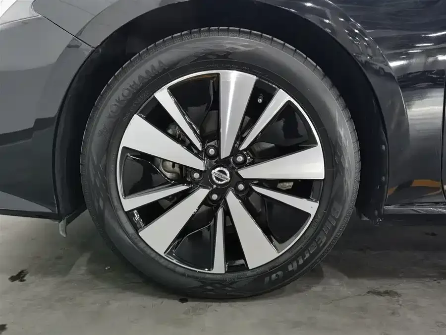 Nissan Altima Teana 2021 2.0L XL Comfort Edition 2023 — миниатюра 5