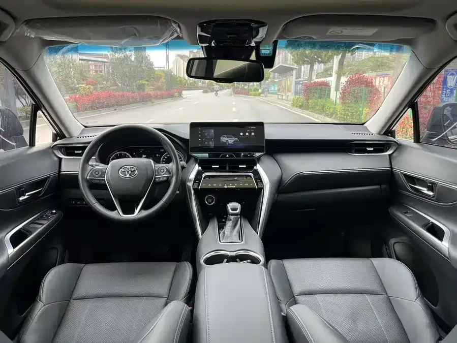 Toyota Lingfang HARRIER Lingfang Harrier 2023 2.0L CVT 2WD Luxury Edition 2024 — миниатюра 2
