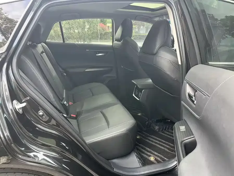 Toyota Lingfang HARRIER Lingfang Harrier 2023 2.0L CVT 2WD Luxury Edition 2024 — миниатюра 4