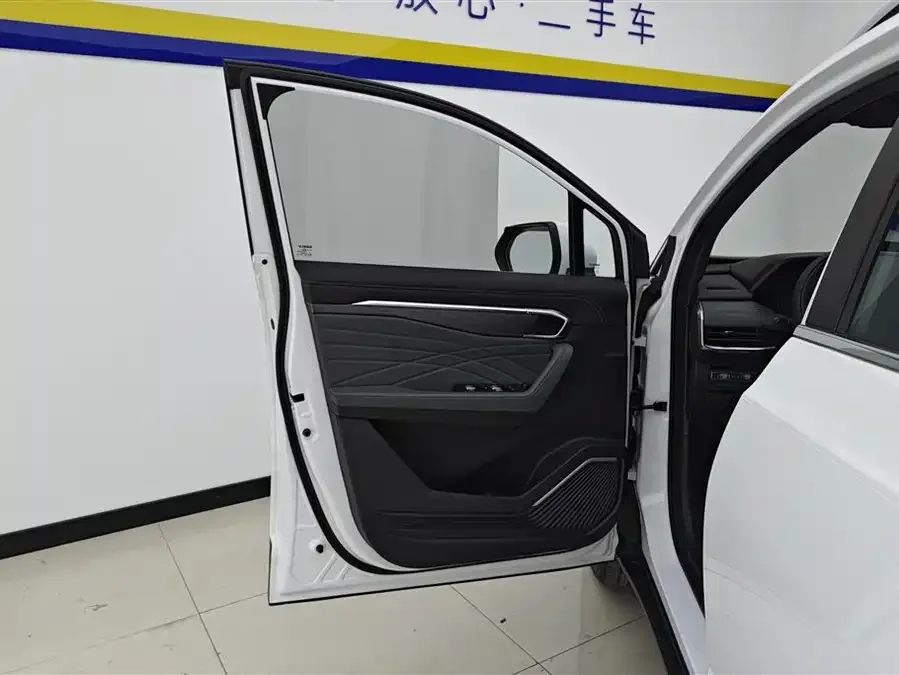 Geely Haoyue L Haoyue L 2024 2.0T DCT Luxury Edition 2025 — миниатюра 4