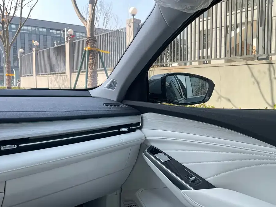 Geely Xingrui Xingrui 2024 Hybrid 1.5TD Tiangong Edition 2023 — миниатюра 5