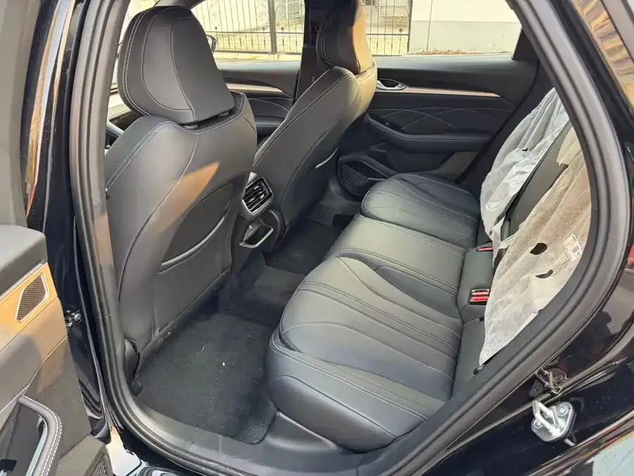 Geely Xingrui Xingrui 2026 Oriental Yao 1.5TD Jinghong Edition 2026 — миниатюра 3