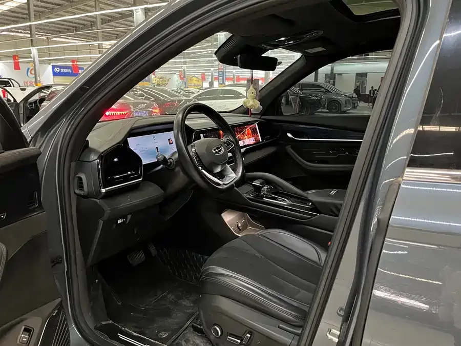 Geely Monjaro Xingyue L 2024 2.0TD High Power Automatic 2WD Skyline Edition 2024 — миниатюра 4