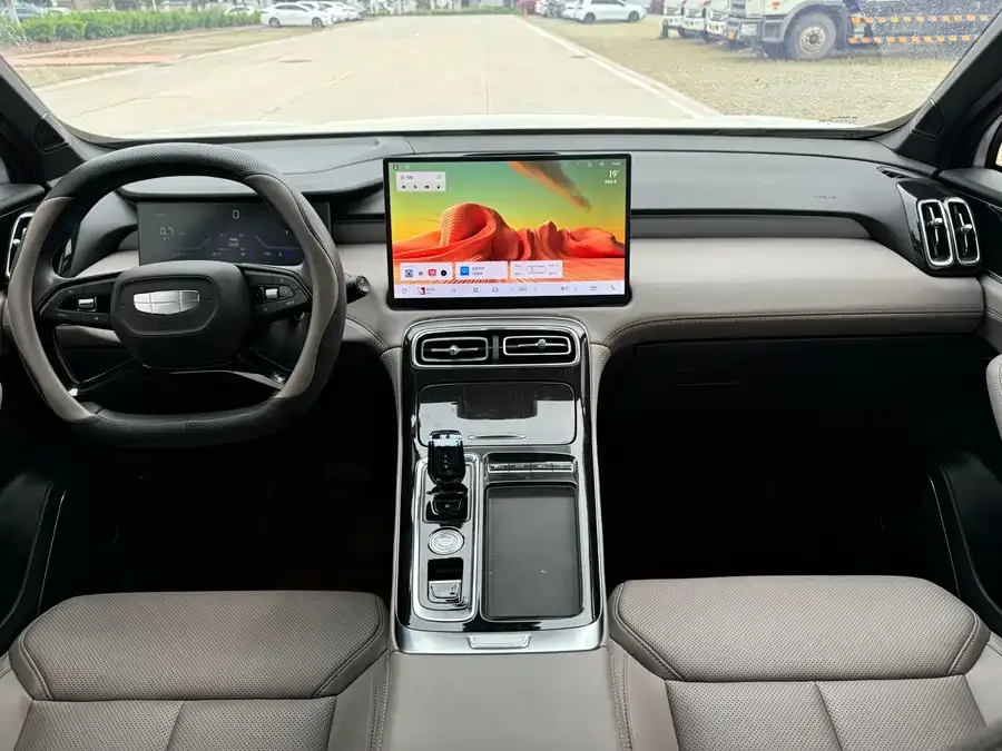 Geely Atlas L Boyue L 2025 fourth generation 1.5TD DCT starts 2025 — миниатюра 2