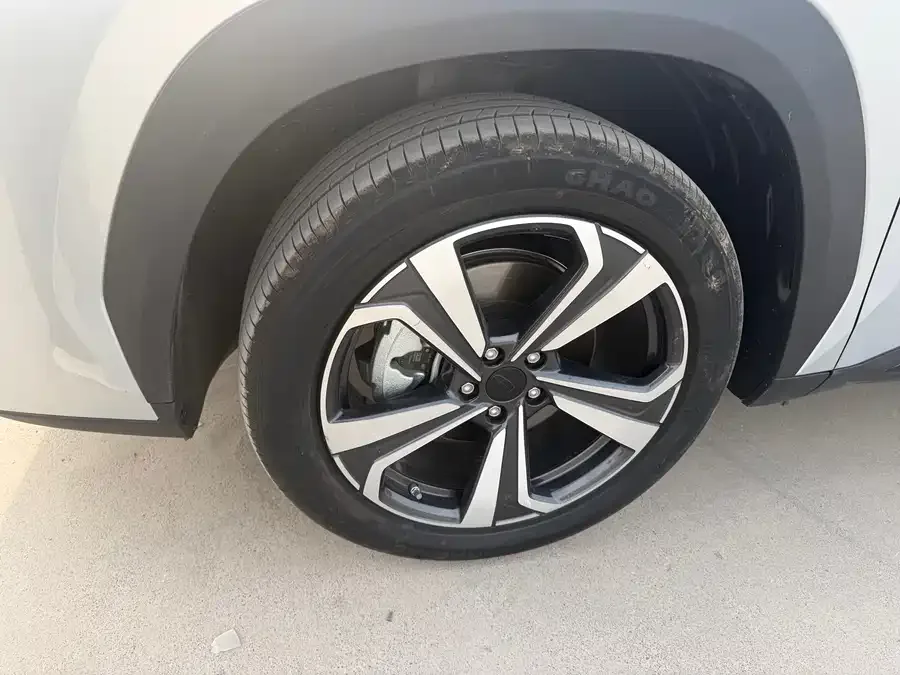 Geely Atlas L Boyue L 2025 fourth generation 1.5TD DCT sails 2025 — миниатюра 2