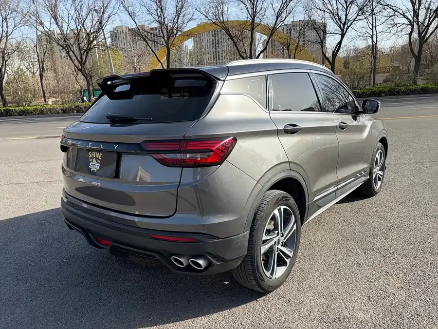 Geely Coolray SX11 Binyue 2021 1.4T DCT Platinum Edition 2022 — миниатюра 4