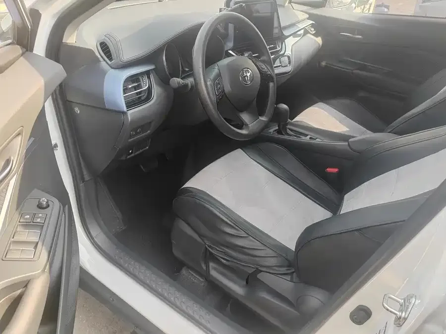 Toyota IZOA IZOA 2022 2.0L Yixiang CARE Edition 2022 — миниатюра 2