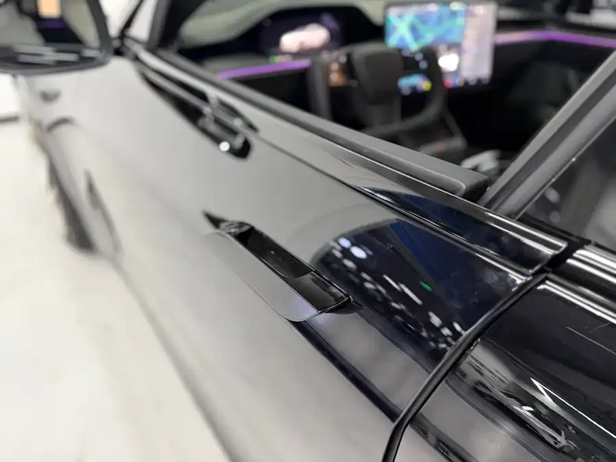 Tesla Model S Model S 2023 Tri-Motor All-Wheel Drive Plaid Edition 2023 — миниатюра 2