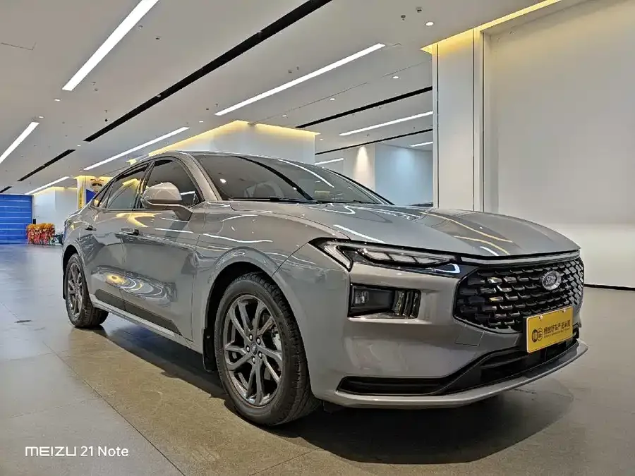 Ford Mondeo Mondeo 2025 2.0T EcoBoost Luxury Edition 2025 — миниатюра 3