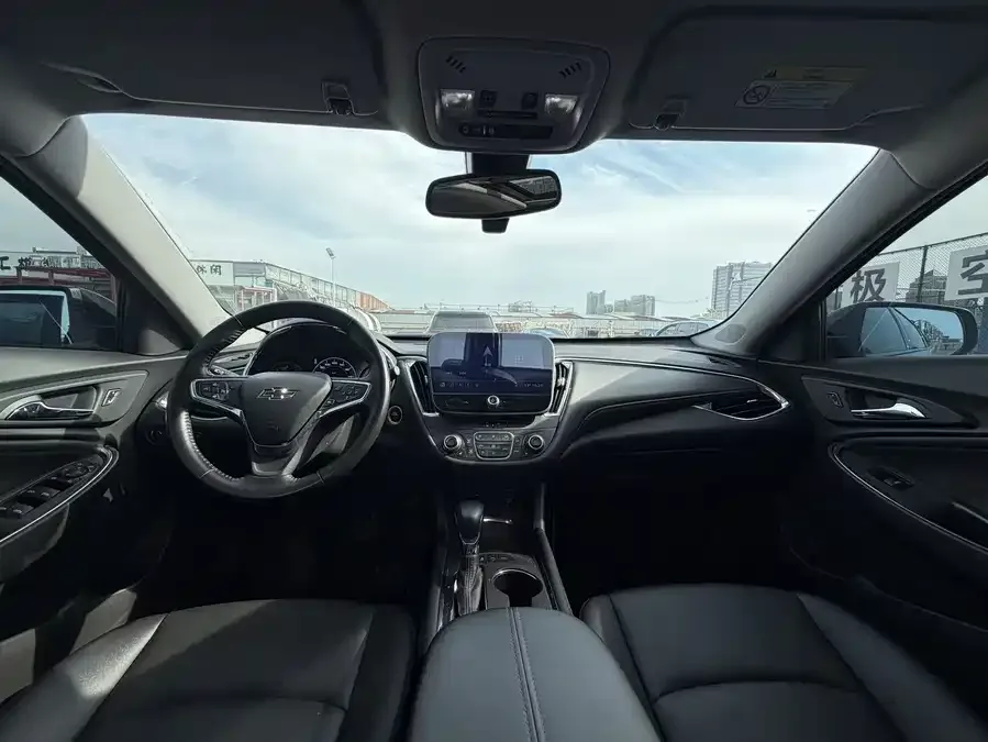 Chevrolet Malibu XL Malibu XL 2023 Redline 2.0T Redline Edition 2023 — миниатюра 3