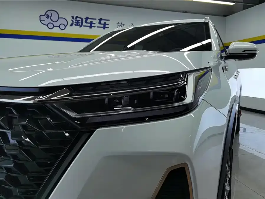 Chery Tiggo 8 PRO Tiggo 8 PRO 2024 Champion Edition 390T 2WD Peak Edition 5 Seaters 2024 — миниатюра 2